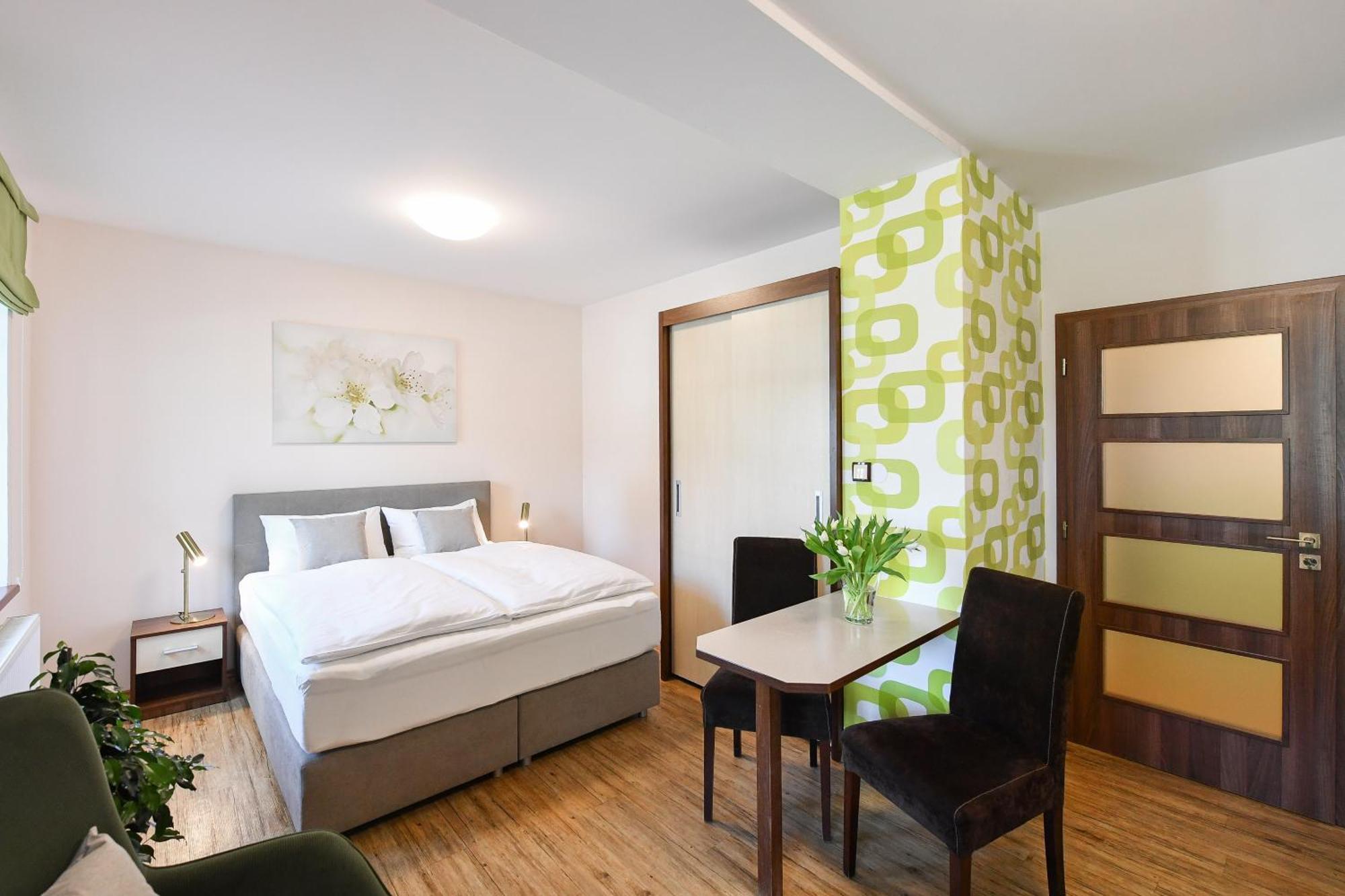 Apartmany Na Seniku Тршебонь Экстерьер фото